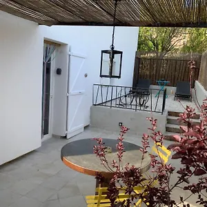 Au Calme Et Belle Terrasse Peyroules